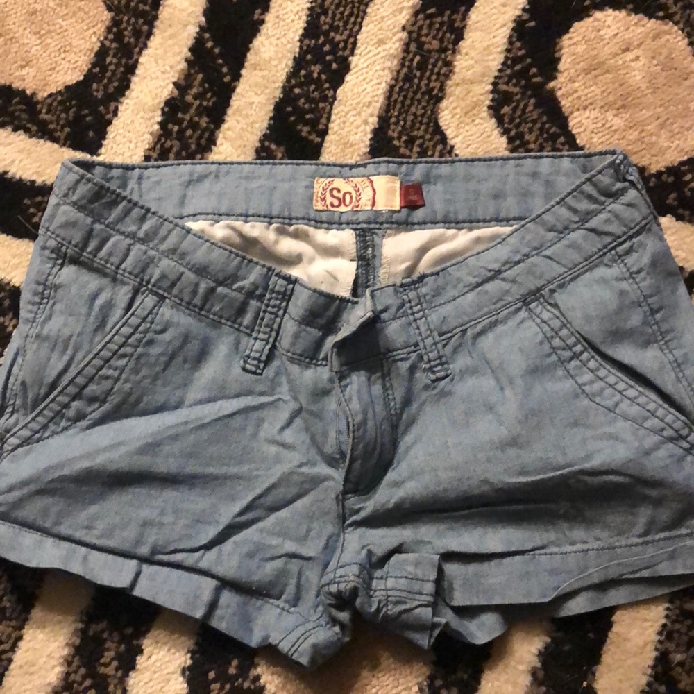 SO size 0 short shorts